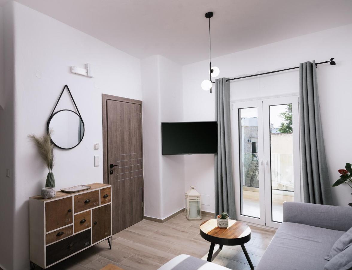 Central Apartments “Evanthia” Pitsidia Exterior foto